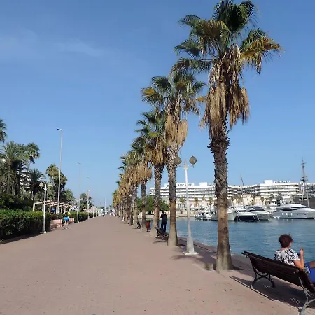 Отель Maritimo Urban *