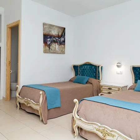 Maritimo Urban Отель *